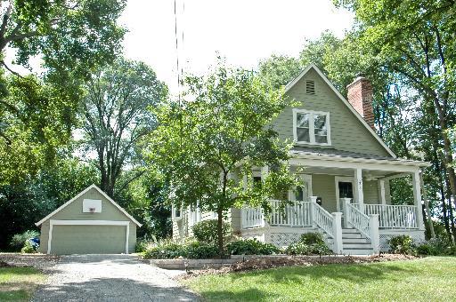 253 Anthony St., Glen Ellyn, IL 60137
