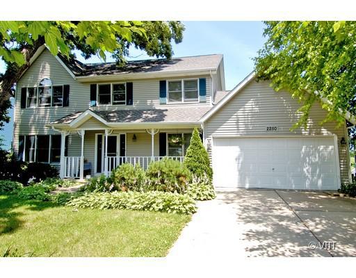 2250 Toftrees Tr., Elgin, IL 60123