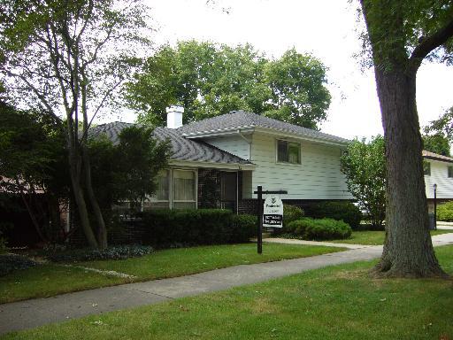 519 Laramie Ave., Wilmette, IL 60091