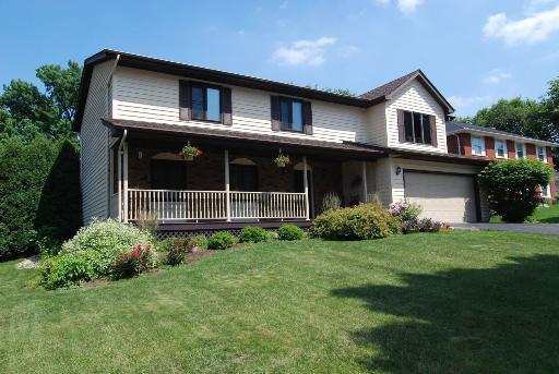 3851 Belle Aire, Downers Grove, IL 60515