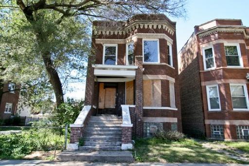 7028 S Eberhart Ave., Chicago, IL 60637