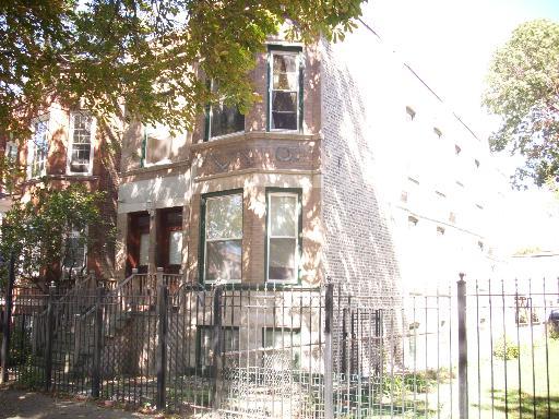 3232 W Le Moyne St., Chicago, IL 60651