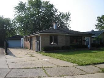 1335 Arthur St., Calumet City, IL 60409