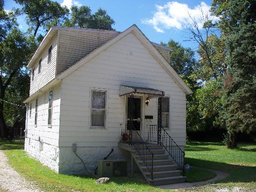 704 Woodruff Rd., Joliet, IL 60432