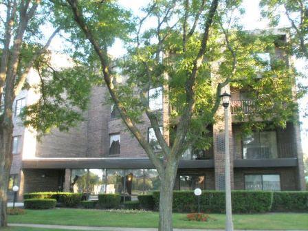 5019 Mulford St. #206, Skokie, IL 60077