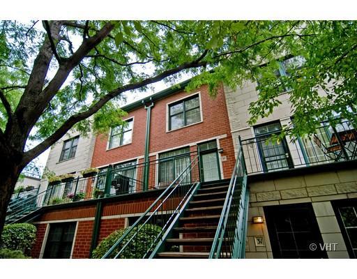 1812 S State St. #33, Chicago, IL 60616