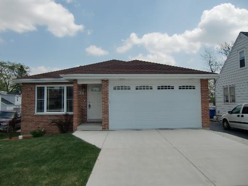 8613 S 78th Ct., Justice, IL 60458