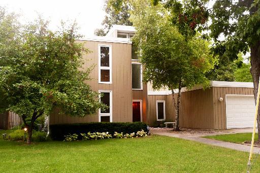 1126 Wincanton Dr., Deerfield, IL 60015
