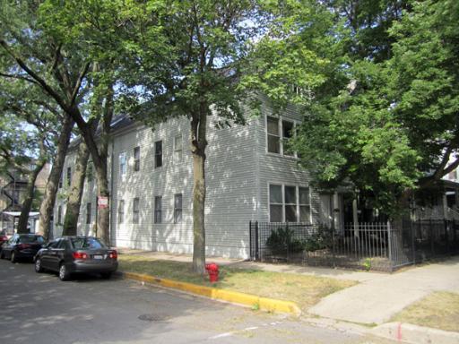 1458 W Melrose Ave., Chicago, IL 60657