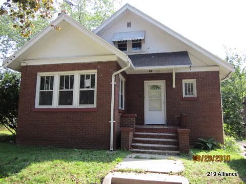 219 Alliance Ave., Rockford, IL 61101