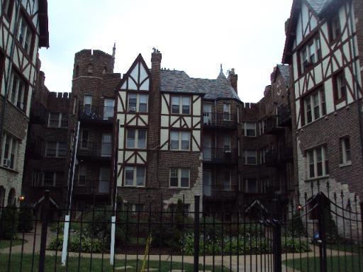 5711 N Kimball Ave. #2N, Chicago, IL 60659