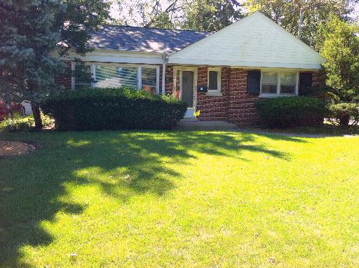305 Maple St., Glen Ellyn, IL 60137