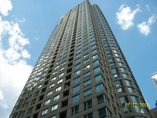 345 N Lasalle St. #1701, Chicago, IL 60654