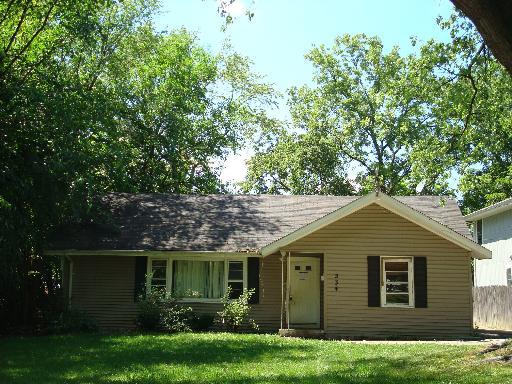 534 Grace Ave., Mundelein, IL 60060