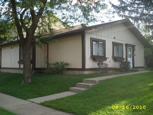 2261 Windsor Ln., Country Club Hills, IL 60478