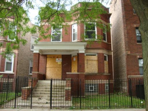 7353 S Blackstone Ave., Chicago, IL 60619