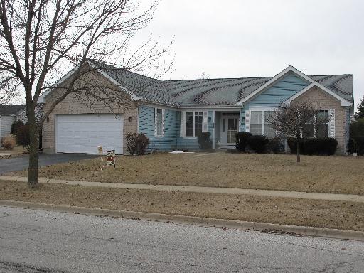 2016 Garfield Ave., Aurora, IL 60506