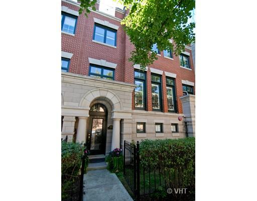 425 W Dickens #H, Chicago, IL 60614