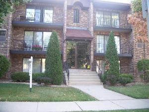 17 N Madison Ave. #1, La Grange, IL 60525