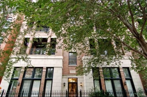 3346 N Southport Ave. #4S, Chicago, IL 60657