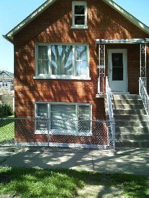 3242 S Carpenter St., Chicago, IL 60608