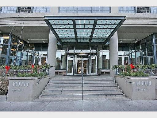 900 N Kingsbury St. #1020, Chicago, IL 60610