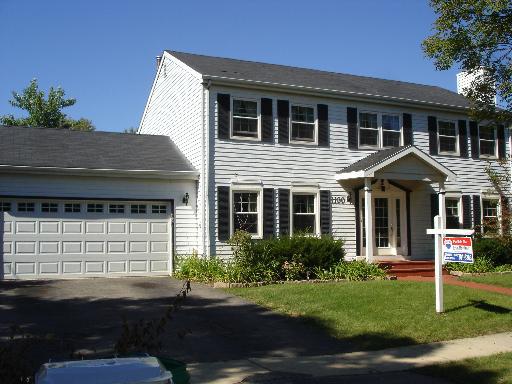 1160 S Apple Tree Ln., Bartlett, IL 60103