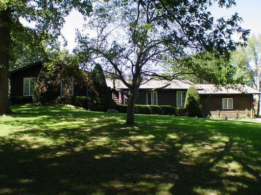 1N968 Saddlewood Dr., Maple Park, IL 60151
