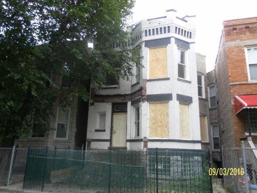 4210 W Wilcox St., Chicago, IL 60624