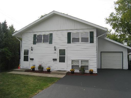 935-37 Bowditch Ave., Aurora, IL 60506