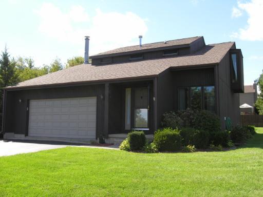 988 Belle Plaine Ave., Gurnee, IL 60031