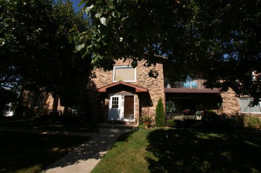 344 Sheridan Dr. #1D, Willowbrook, IL 60527