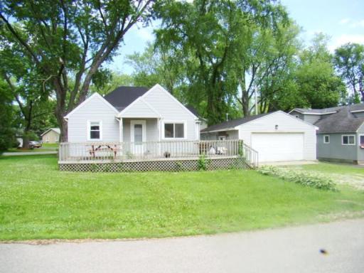 2802 N Orchard Dr., Mchenry, IL 60050