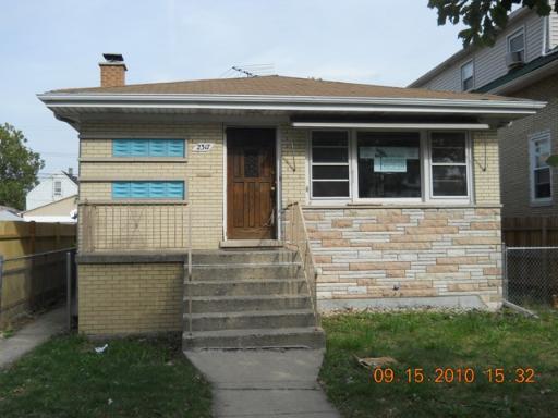 2317 N Marmora Ave., Chicago, IL 60639