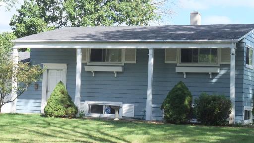 231 Gayle Ave., Dekalb, IL 60115