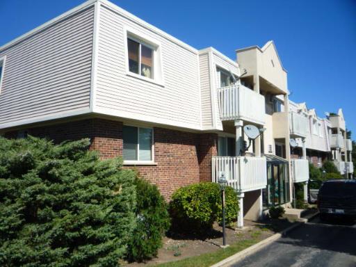 211 E Liberty St. #8, Wauconda, IL 60084