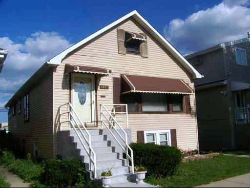 3225 N Oconto Ave., Chicago, IL 60634