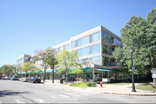 705 11th St. #208, Wilmette, IL 60091