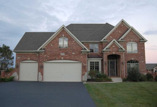 9N789 Old Mill Ct., Elgin, IL 60124