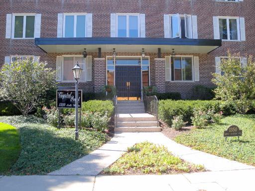 1350 Western Ave. #305, Lake Forest, IL 60045