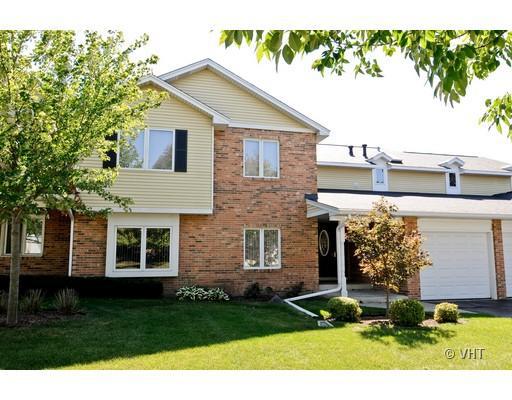 652 Dana Ct. #A, Naperville, IL 60563