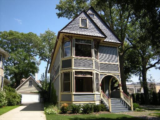 19 N Kensington Ave., La Grange, IL 60525