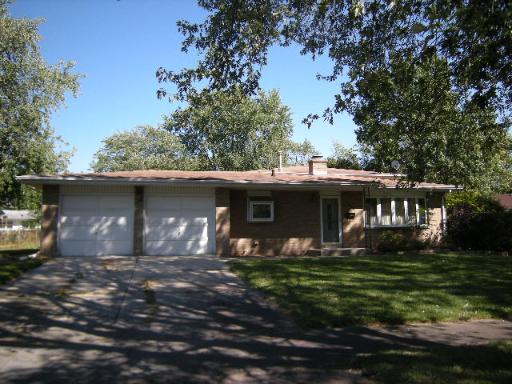 1326 Royal Dr., Montgomery, IL 60538