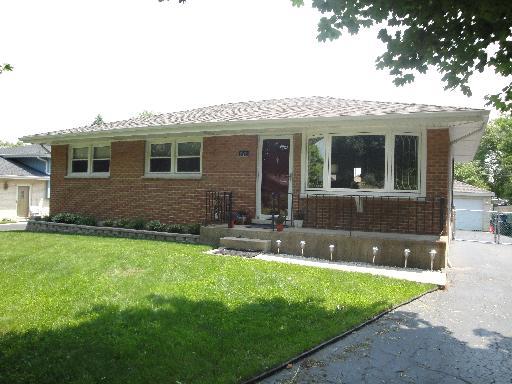 679 N Howard Ave., Elmhurst, IL 60126