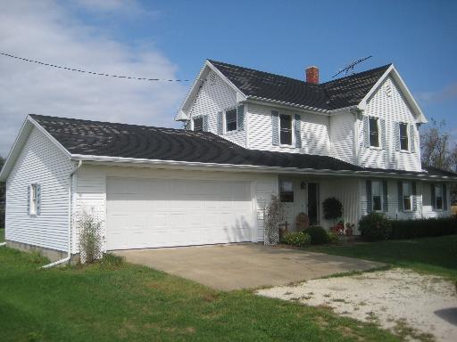 770 E 2950 N. Rd., Clifton, IL 60927