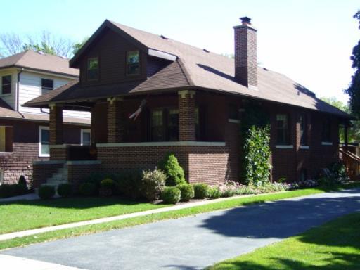 975 Walter Ave., Des Plaines, IL 60016
