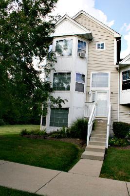 1209 Fox Hill Ln., North Aurora, IL 60542