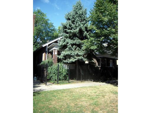 6932 S Indiana Ave., Chicago, IL 60637