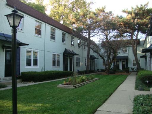 1764 W 95th Pl. #1704, Chicago, IL 60643
