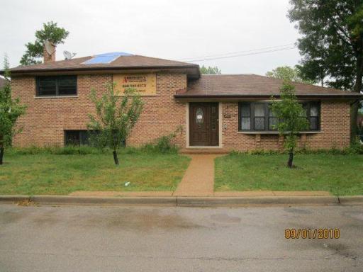 6501 N Springfield Ave., Lincolnwood, IL 60712